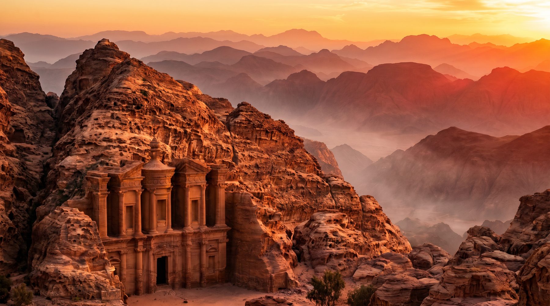 Pétra en Jordanie au coucher du soleil, symbole du catalogue patrimoine VISIOTEL