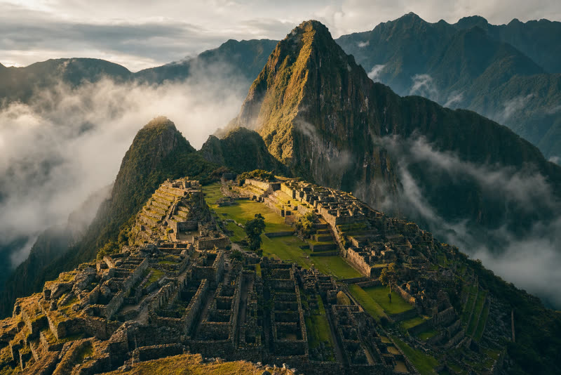 Machu Picchu dans la brume, Pérou